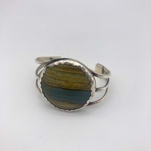 Vintage silver and agate bracelet